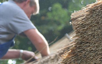 professional Harpur Hill thatchers